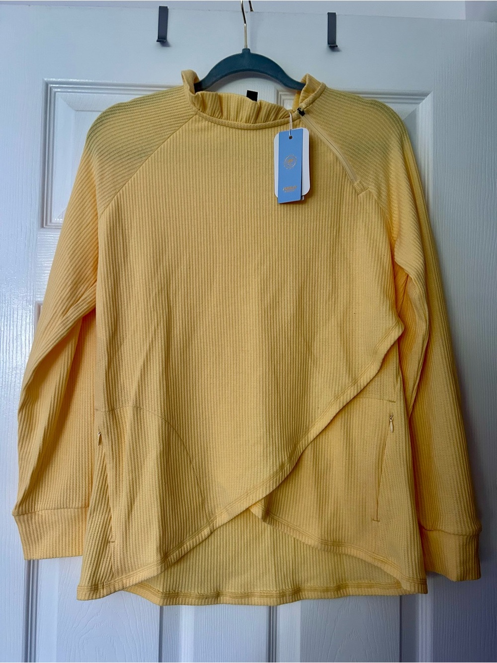 Brand New Acegolfs Yellow Ruffle UPF Sweatshirt Medium